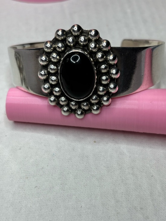 Mexican Jewelry - VTG - Mexican 925  ONYX Cuff Bracelet